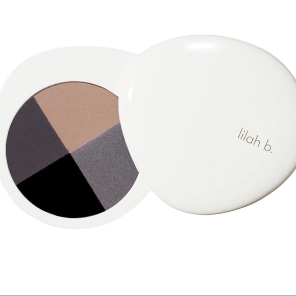 Lilah b. Palette Perfection Eye Quad Color: b. Fabulous Smokey NIB - Picture 9 of 10